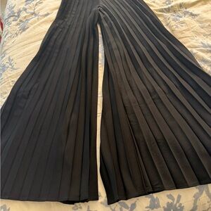 Black Pleated Wide-Leg Pants